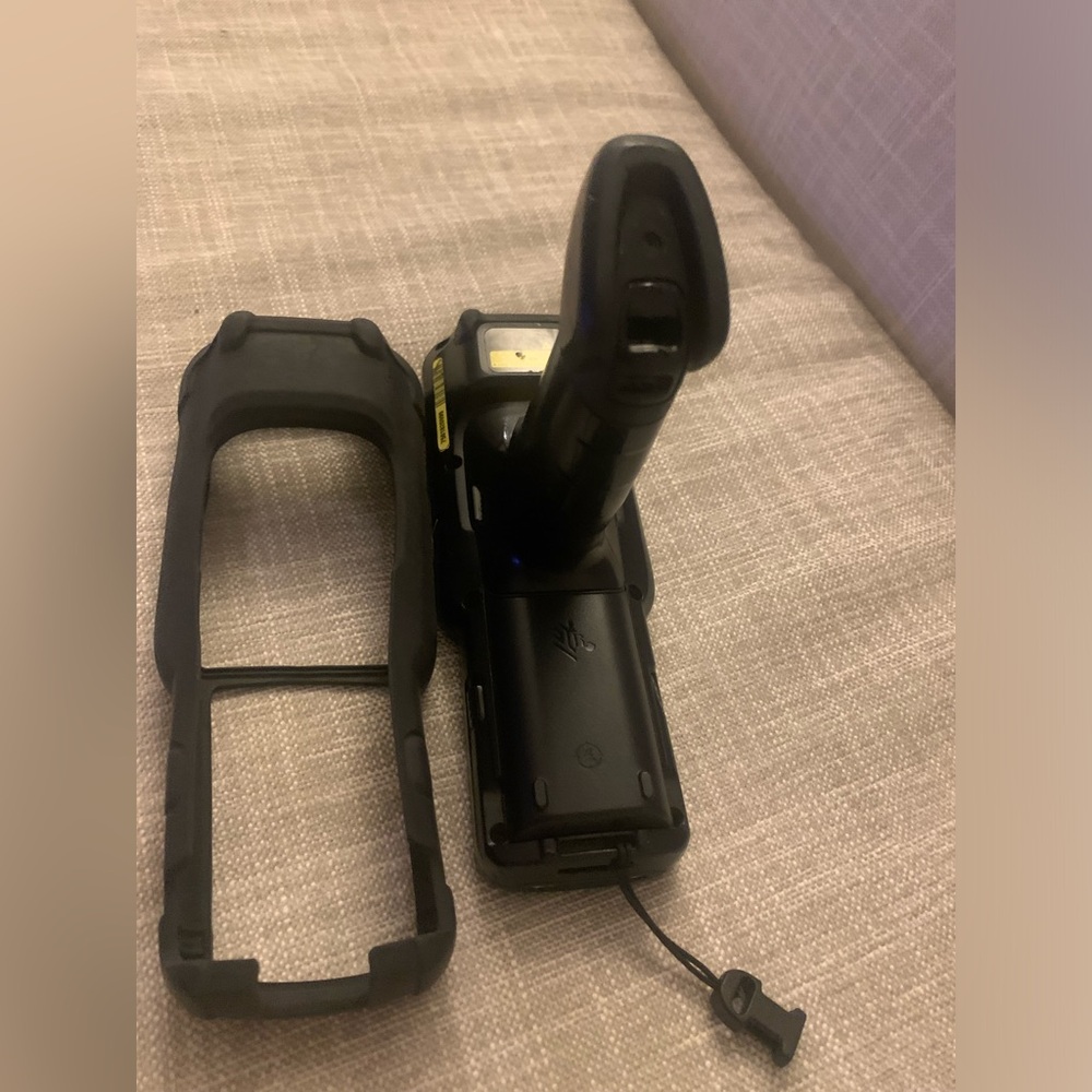 Zebra MC330K-G13HA3US01 Barcode Scanner Mobile Computer - Picture 9 of 10